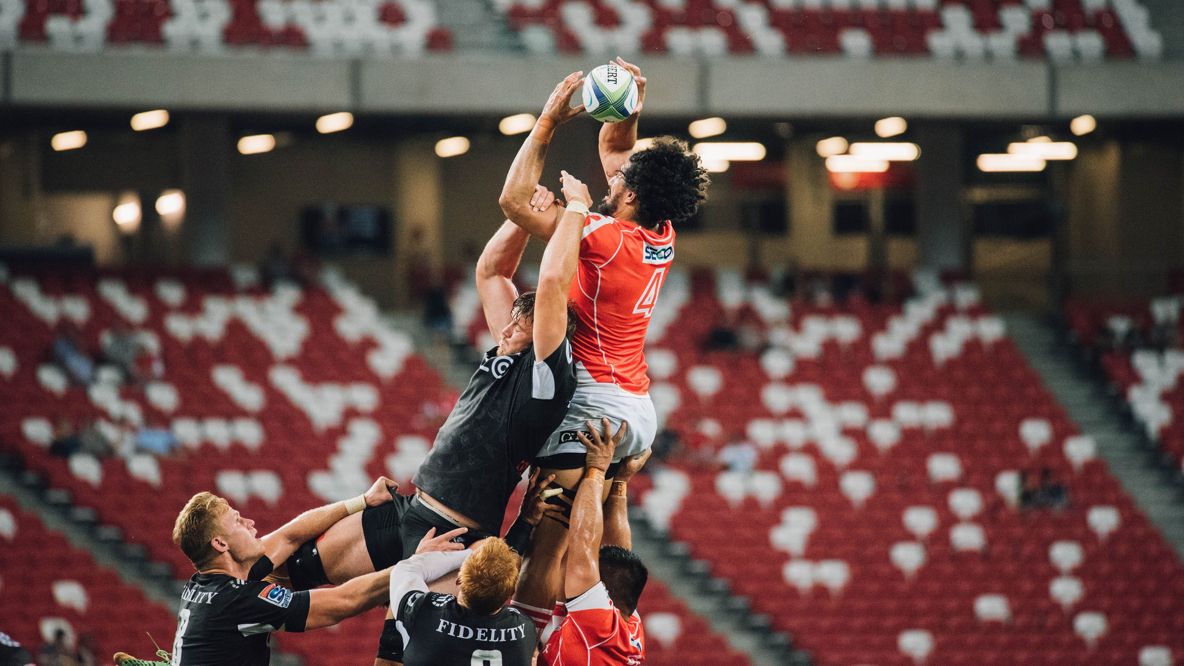 曼联强势反弹,积分榜上升为第二